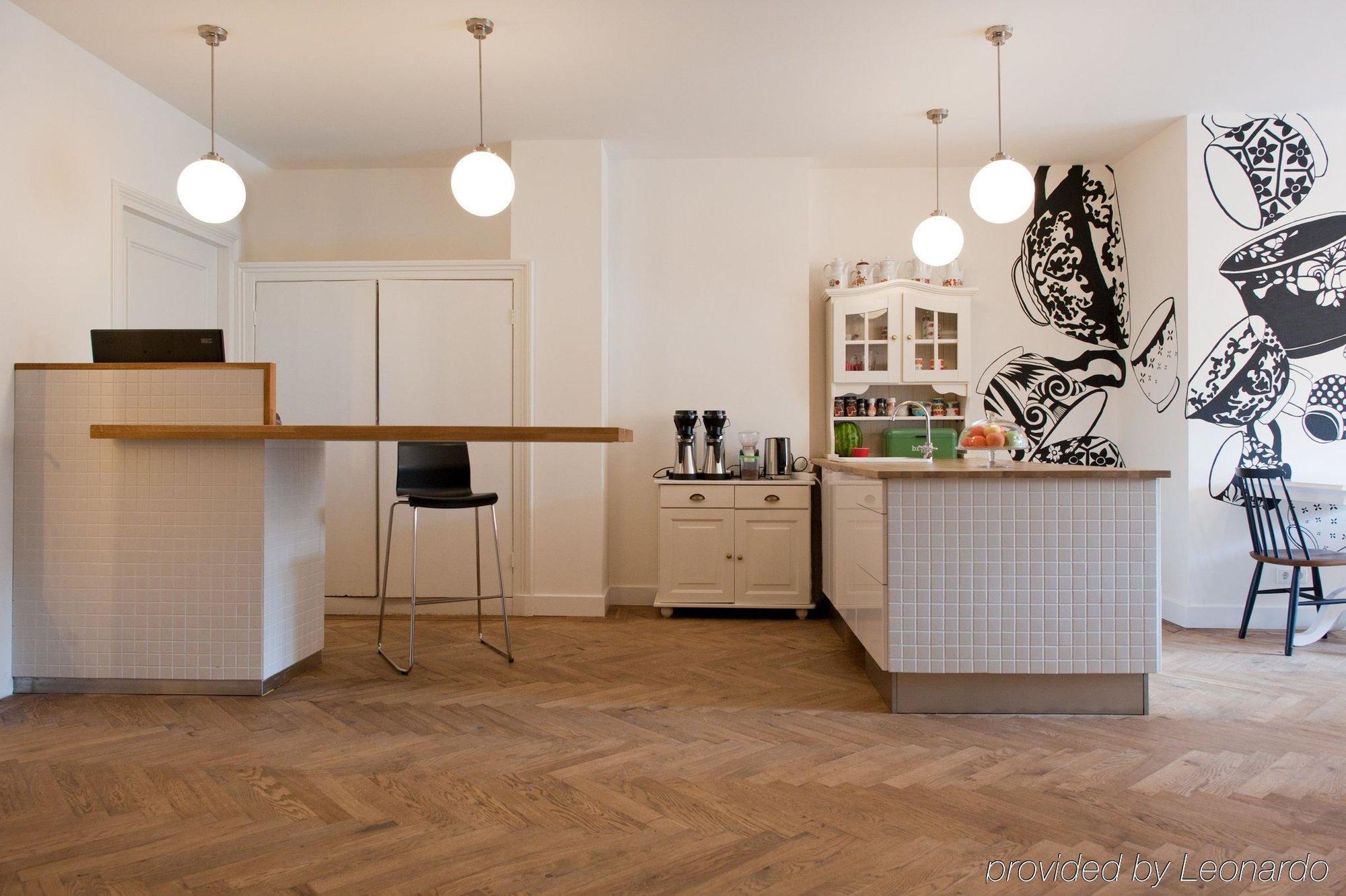 Mary K Hotel Утрехт Екстериор снимка
